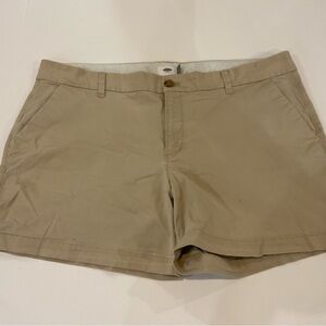 Old Navy Beige Everyday Chino Shorts